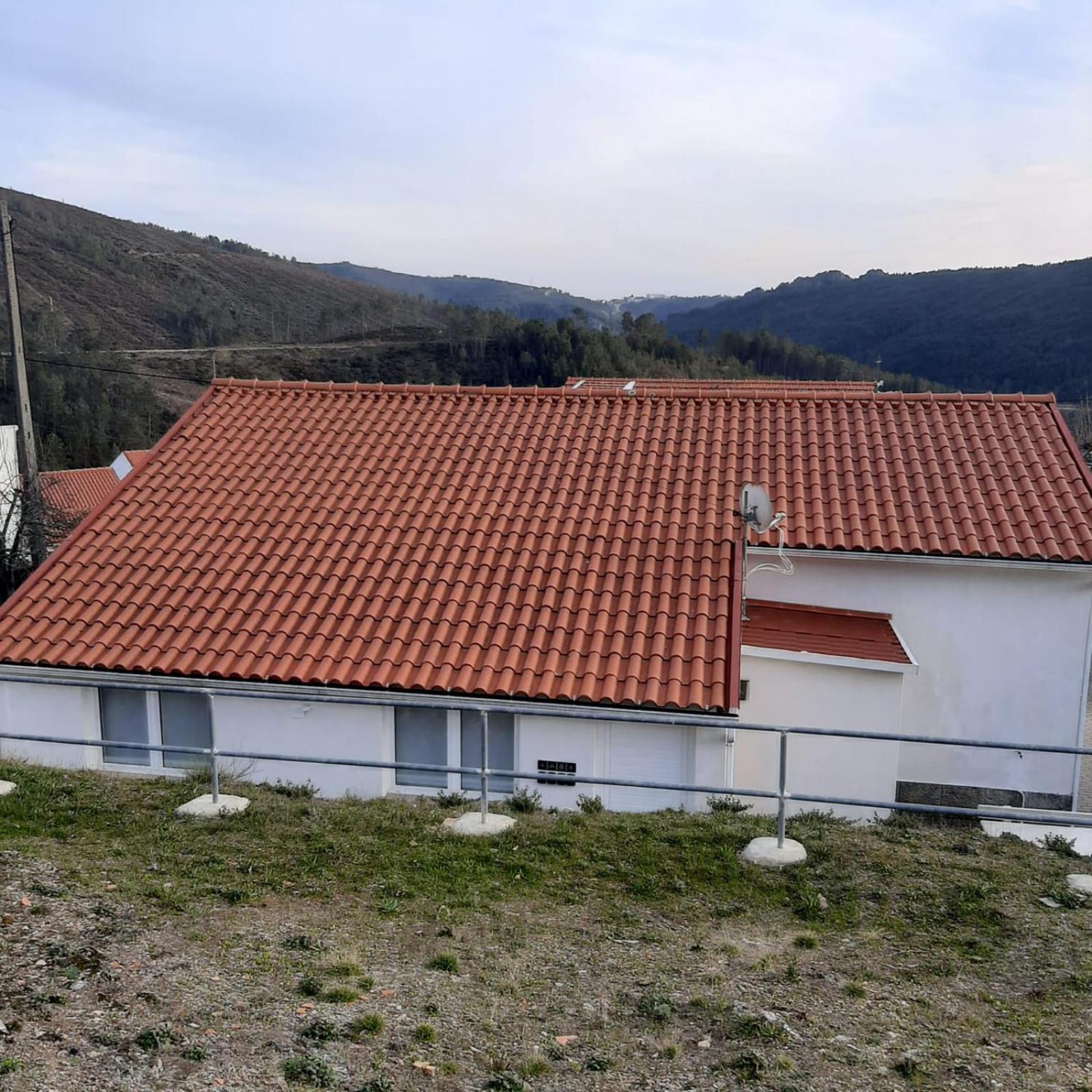 Villa Casas Da Escola - "A Escola" - Meas Pampilhosa da Serra Exterior foto